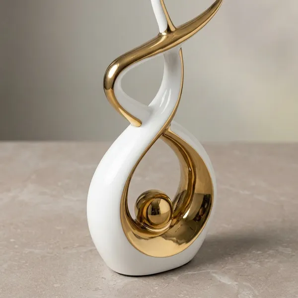 Gold_And_White_Infinity_Loop_Sculpture