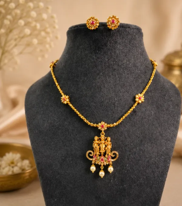 Antique_Gold-Tone_Beaded_Chain_Necklace_with_Chandelier_Pendant_&_Matching_Stud_Earrings