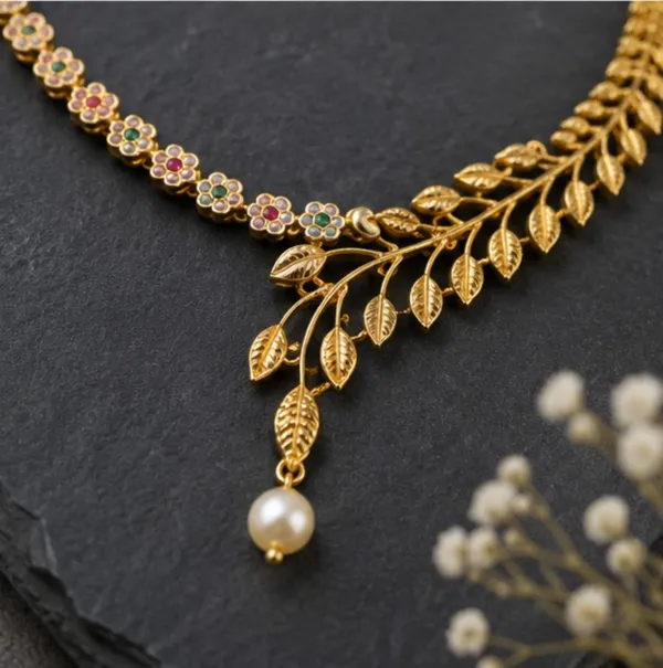 Gold-Tone_Leaf_Vine_Necklace_with_Amber_Bead_Drop_&_Matching_Earrings