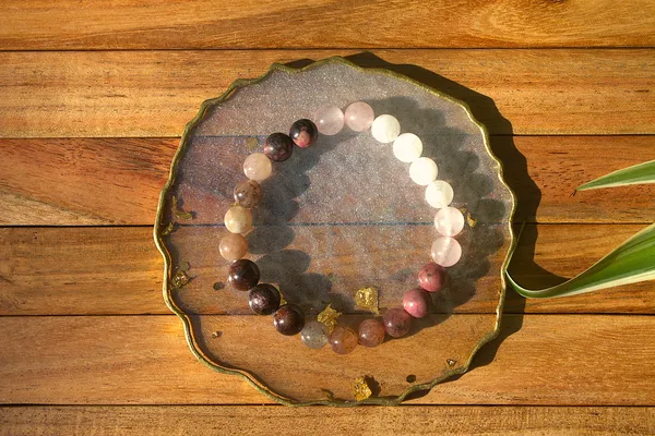 Granet_Strawberry_Rhodonite_Rose_Moonstone_Bracelet_With_Free_Selenite_Tumble