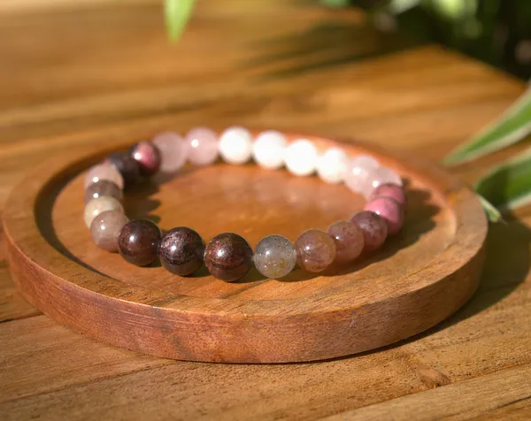 Granet_Strawberry_Rhodonite_Rose_Moonstone_Bracelet_With_Free_Selenite_Tumble