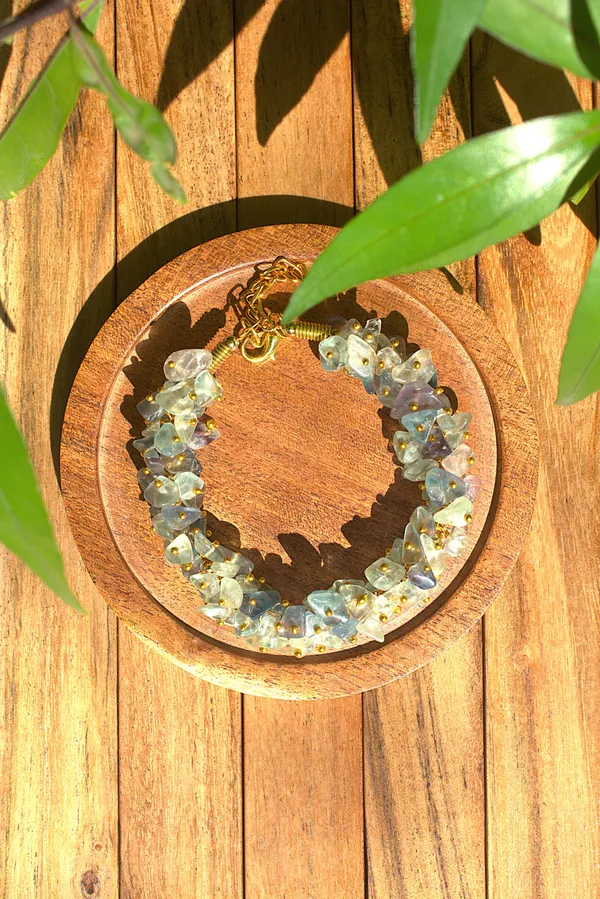 Woman_S_Multi_Fluorite_Chips_Bracelet_With_Free_Selenite_Tumble