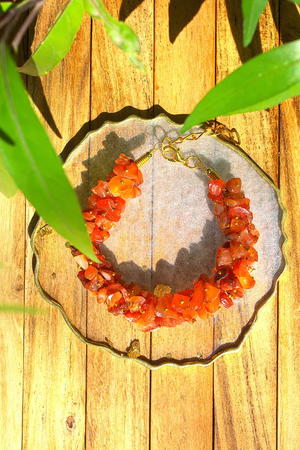 Women_S_Carnelian_Chips_Bracelet_With_Free_Selenite_Tumble
