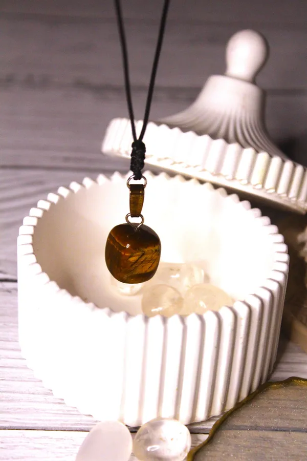 Tiger_S_Eye_Tumble_Pendant