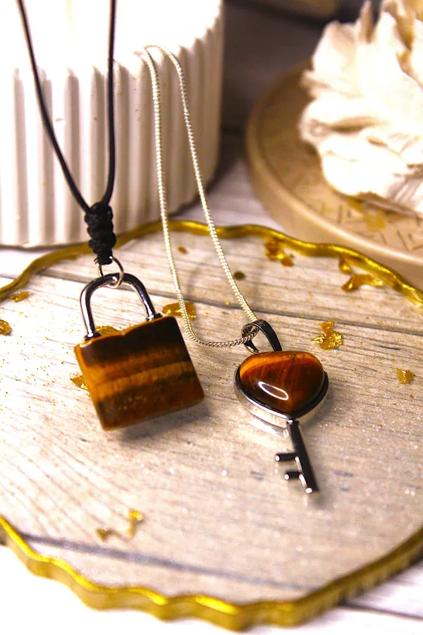Tiger_S_Eye_Lock_Key_Couples_Pendant