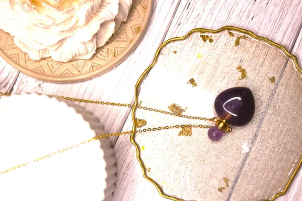 Amethyst_Perfume_Bottle_Pendant