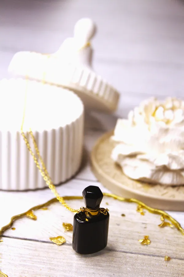 Black_Tourmaline_Perfume_Bottle