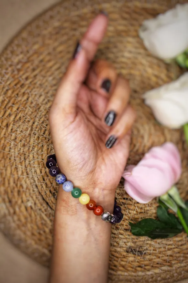 7_Chakra_Amethyst_Bracelet_With_Free_Selenite_Tumble