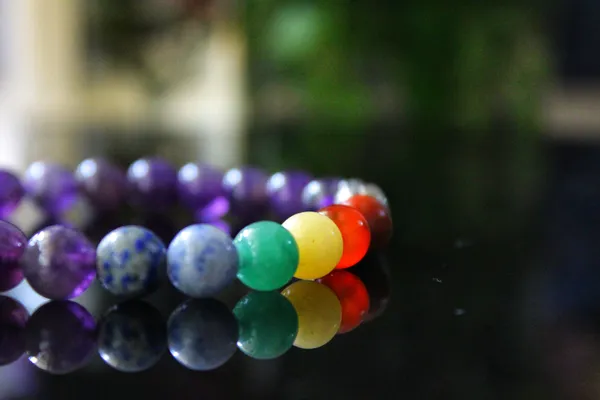 7_Chakra_Amethyst_Bracelet_With_Free_Selenite_Tumble