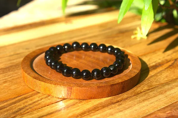 Black_Tourmaline_With_Free_Selenite_Tumble