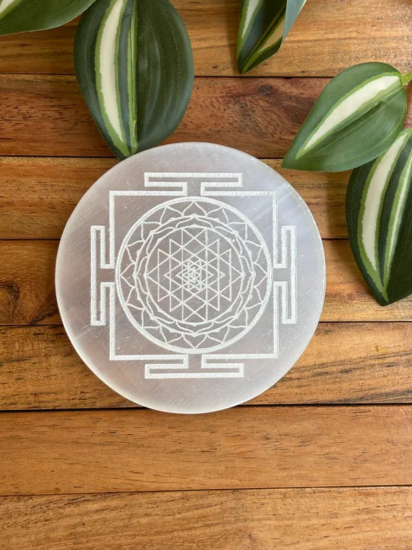 Selenite_Plate_Round