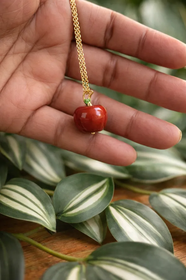 Red_Jasper_Apple_Pendant_With_Gold_Chain