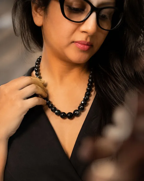 Natural_Black_Tourmaline_Crystal_Necklace_For_Women
