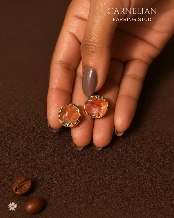 Carnelian_Stud_Earrings_Golden_Collection