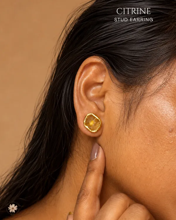 Citrine_Stud_Earrings_Golden_Collection