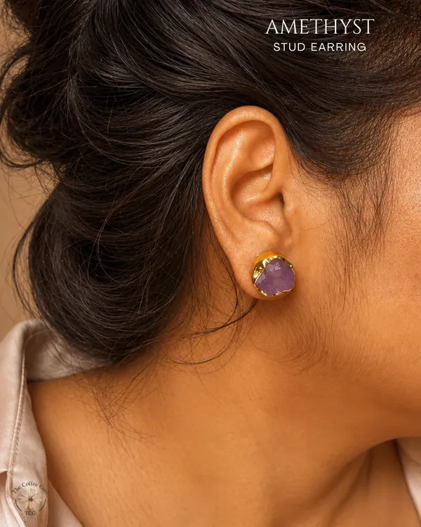Amethyst_Stud_Earrings_Golden_Collection
