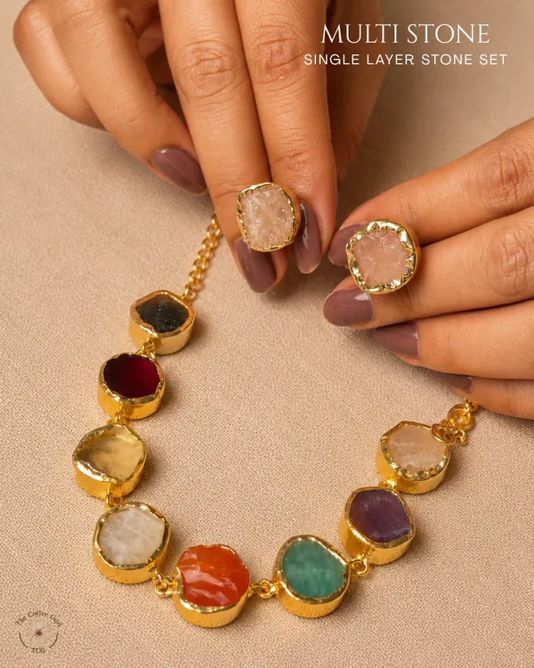 Multi_Stone_Single_Layer_Stone_Set_Golden_Collection