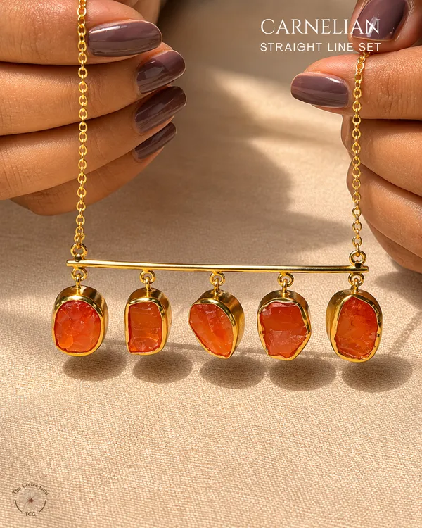 Carnelian_Straight_Line_Set_Golden_Collection
