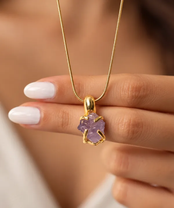 Amethyst_Raw_Stone_Pendant_with_Chain