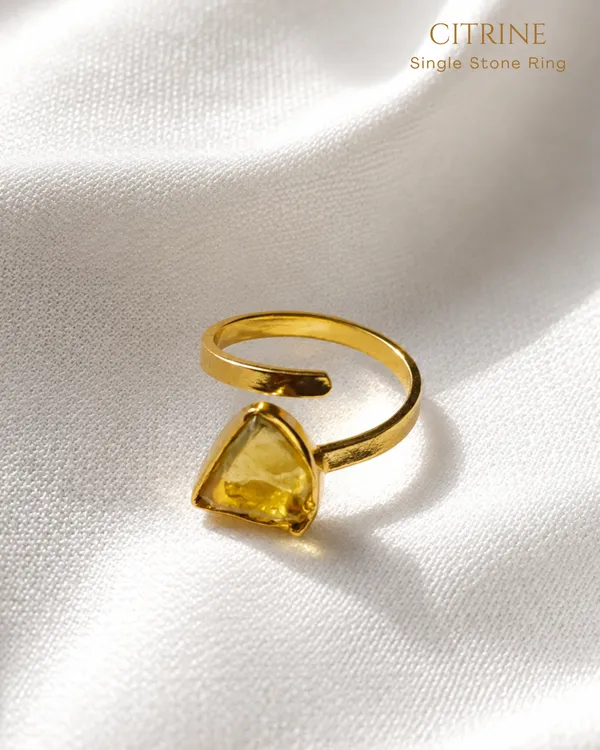 Citrine_Single_Stone_Ring_Golden_Collection