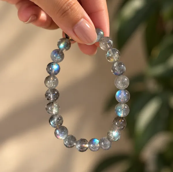 Aaa_Labradorite_Bracelet_With_Free_Selenite_Tumble