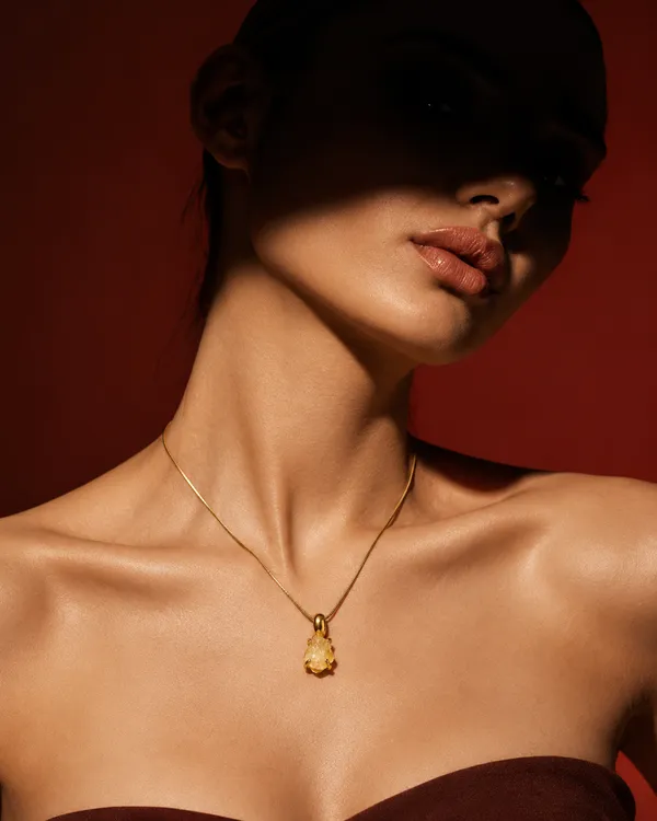 Raw_Citrine_Stone_Pendant_Necklace