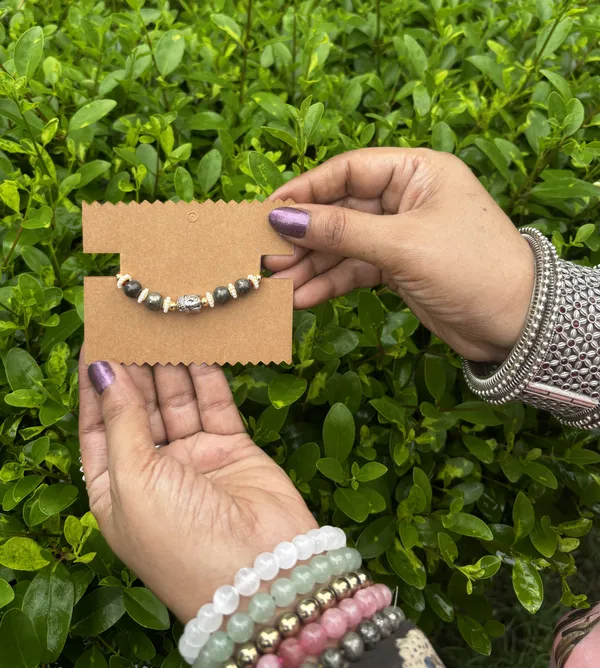 Single_Pyrite_Prosperity_Rakhi_Hamper_for_Bhai
