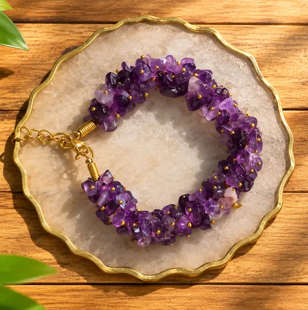 Women_S_Amethyst_Chips_Bracelet_With_Free_Selenite_Tumble