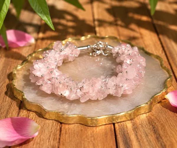 Women_S_Rose_Quartz_Chips_Bracelet_With_Free_Selenite_Tumble
