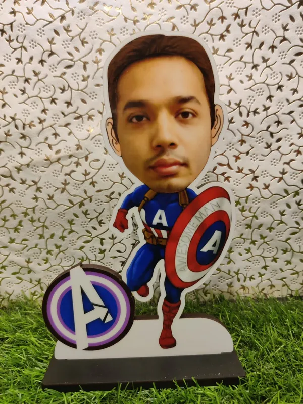 Personalized_Superhero_Caricature_Wooden_Photo_Stand