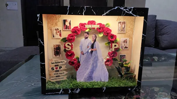 Personalized_Wedding_Couple_Led_Shadow_Box_Photo_Frame