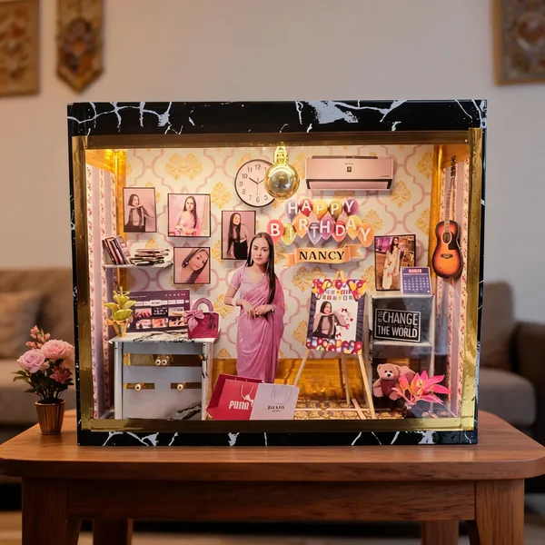 Personalized_Miniature_Room_Diorama_Birthday_Gift_Frame