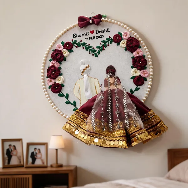 Personalized_Wedding_Couple_Embroidered_Hoop_Wall_Art