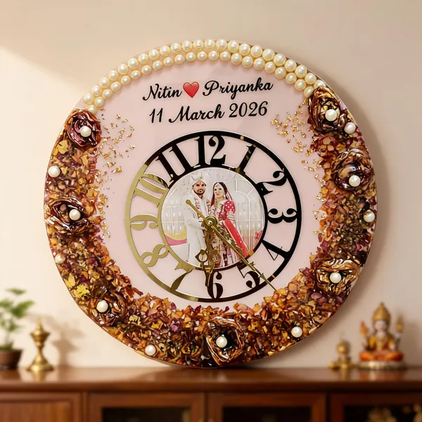 Personalized_Resin_Floral_Wall_Clock_With_Couple_Photo