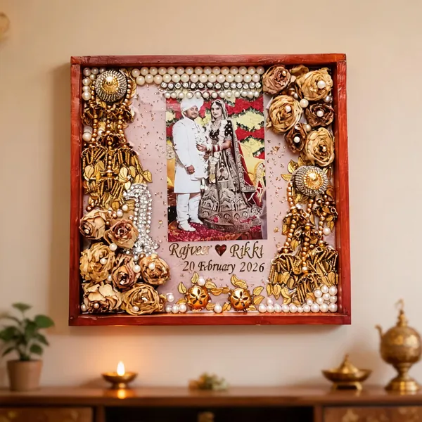 Handcrafted_Floral_Pearl_Personalized_Wedding_Photo_Frame
