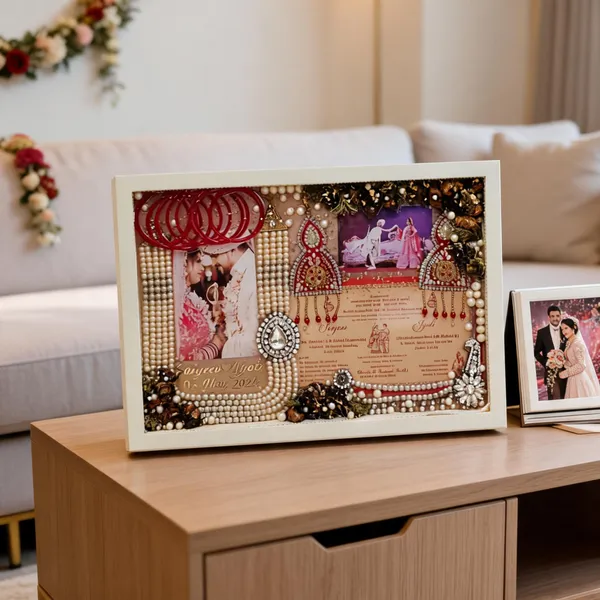 Wooden_Wedding_Memory_Frame_With_Bangles_And_Jewellery_Decor