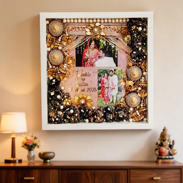 Personalized_Wedding_Photo_Frame_With_Floral_Embellishments