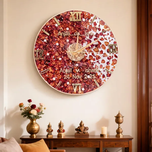Resin_Dried_Flower_Personalized_Roman_Numeral_Wall_Clock