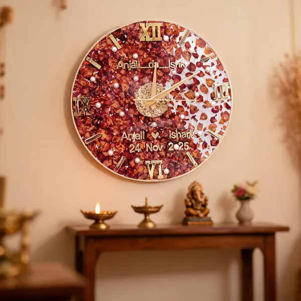 Resin_Dried_Flower_Personalized_Roman_Numeral_Wall_Clock