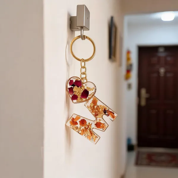 Resin_Letter_H_Heart_Charm_Keychain_With_Dried_Flowers