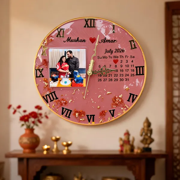 Personalized_Resin_Art_Wall_Clock_With_Photo_And_Calendar