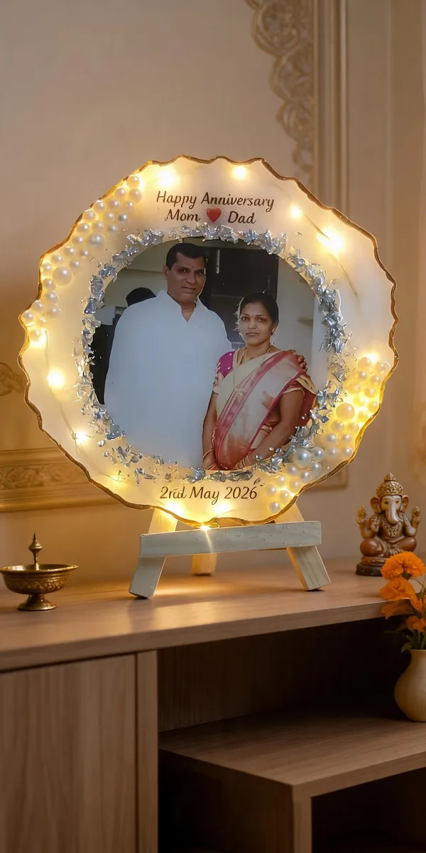Resin_Pearl_Studded_Led_Anniversary_Photo_Frame_With_Stand