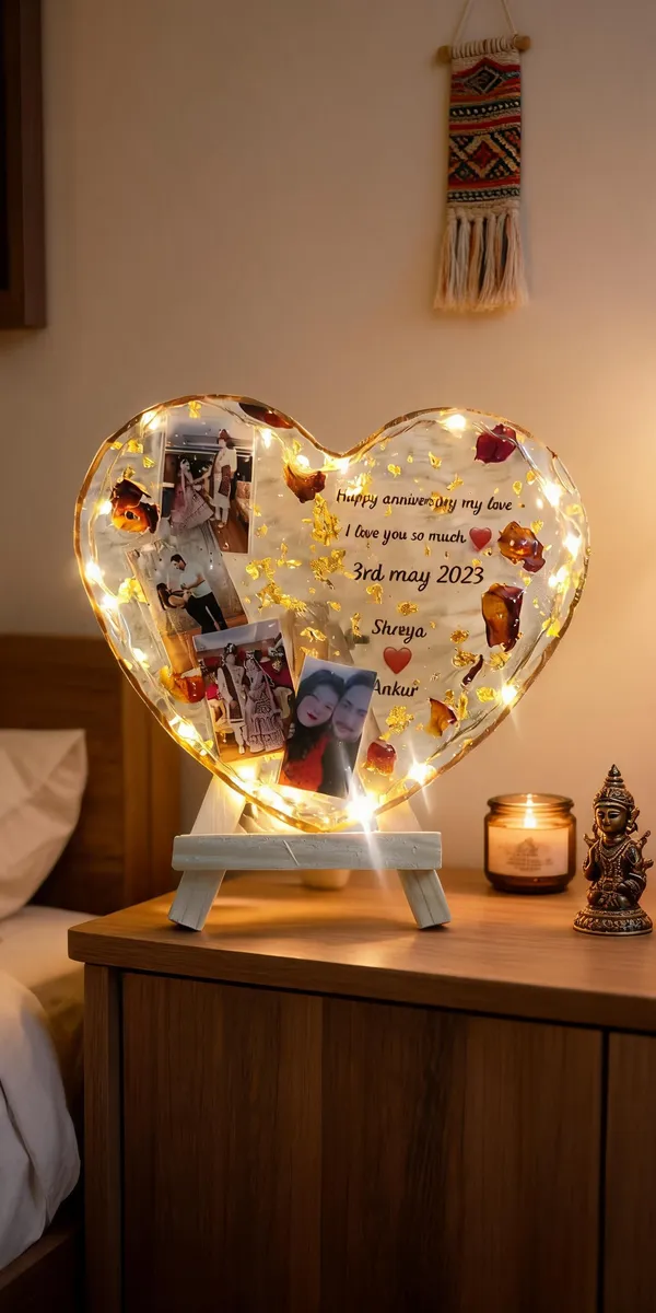 Personalized_Heart_Shaped_Resin_Photo_Frame_With_Led_Lights