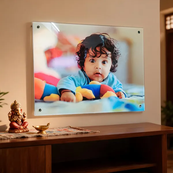 Acrylic_Photo_Print_Wall_Frame_With_Mounting_Holes*