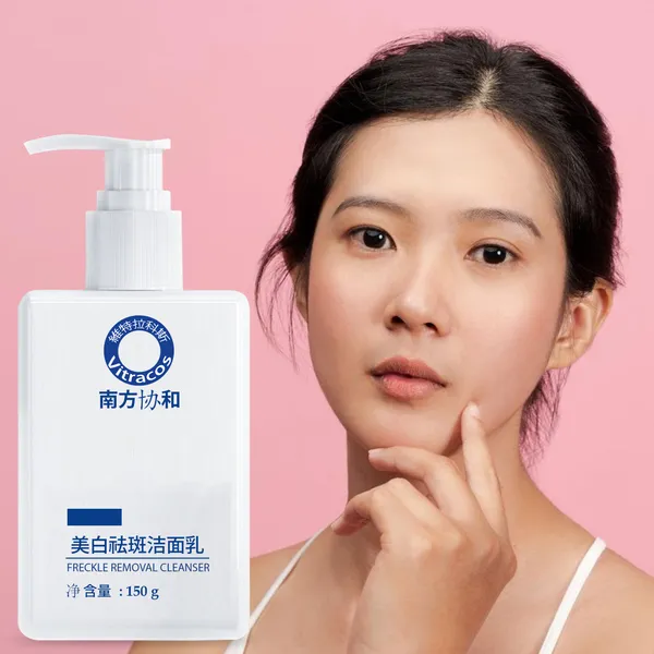 Vitracos_Freckle_Removal_Cleanser