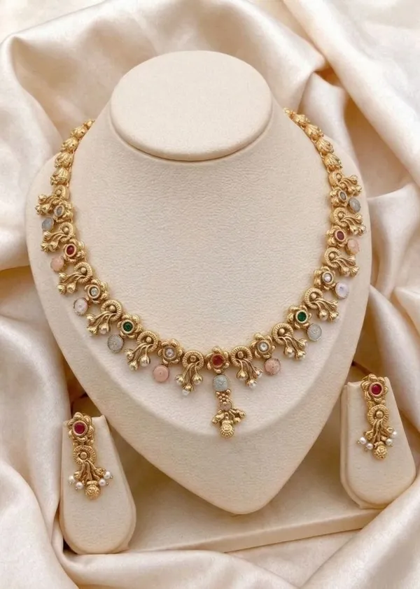 Gold_Plated_Alloy_Multicolor_Stone_Traditional_Necklace_Set_For_Women