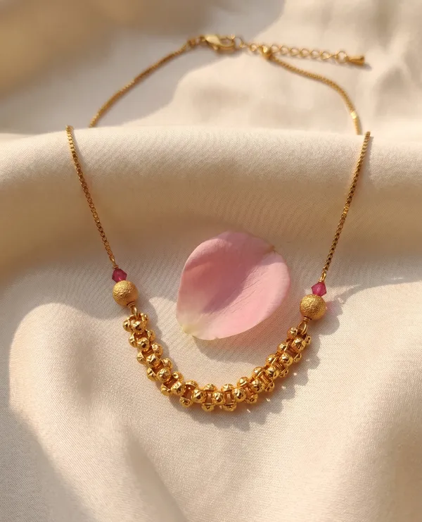 Gold_Alloy_Pink_Accent_Beaded_Chain_Necklace_For_Women
