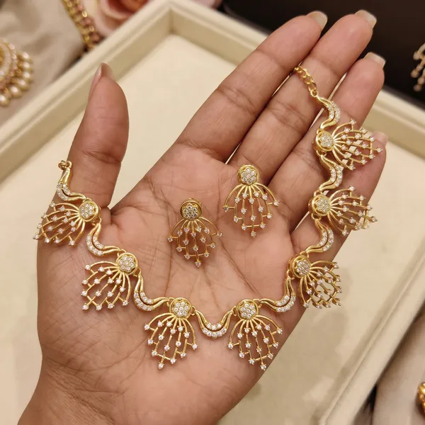 Gold_Alloy_Peacock_Motif_Stone_Necklace_Set_For_Women