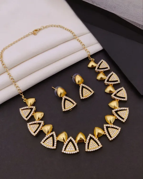 Gold_Alloy_Geometric_Triangular_Stone_Necklace_Set_For_Women