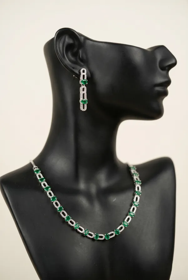 Silver_Plated_Alloy_Green_Stone_Cz_Necklace_Set_With_Earrings